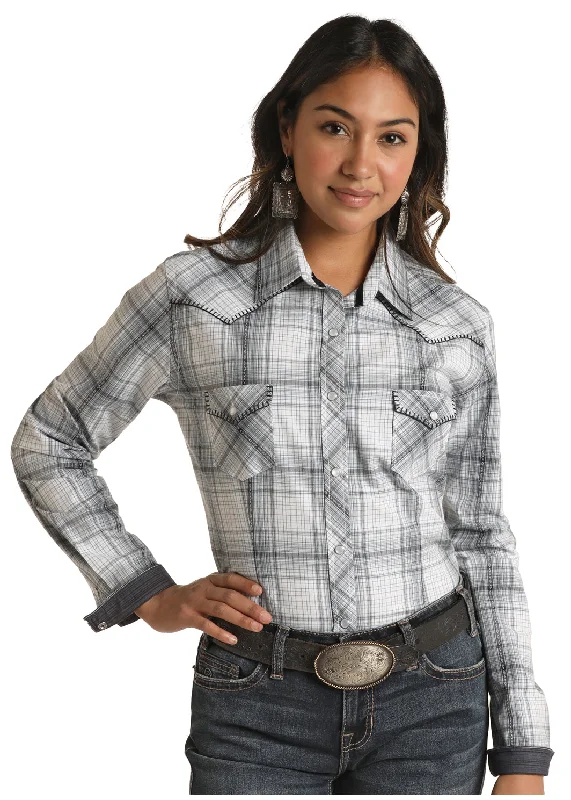 Women's Rough Stock Long Plaid Sleeve Snap Shirt